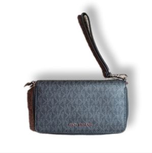 Michael Kors Wrist Wallet